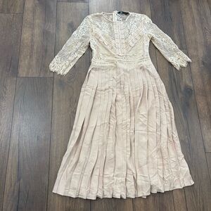zara cream pleated dress ZARA NEW SS25 Pleated Dress With Black Belt Ecru Cream White Gold  4387/021_XS